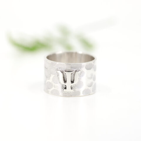Anillo martillado psicologa